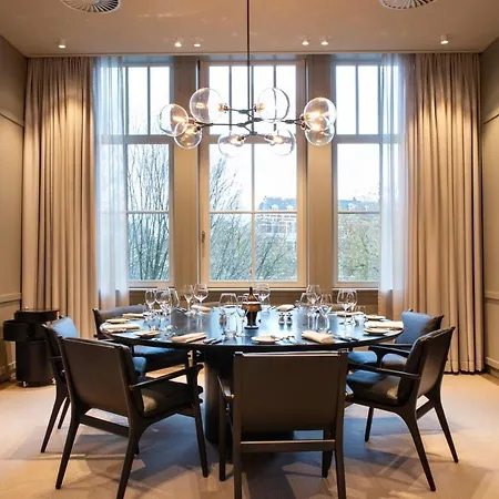 Pillows Grand Boutique Maurits At The Park - Small Luxury