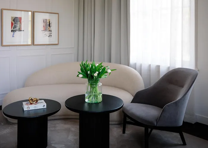 Otel Pillows Grand Boutique Maurits At The Park - Small Luxury