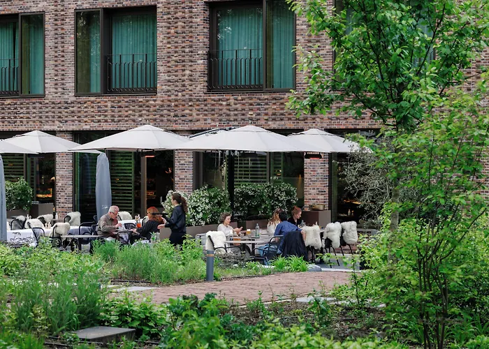 Pillows Grand Boutique Maurits At The Park - Small Luxury