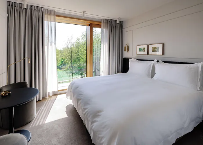 Pillows Grand Boutique Maurits At The Park - Small Luxury