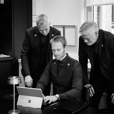 Отель Pillows Grand Boutique Maurits At The Park - Small Luxury
