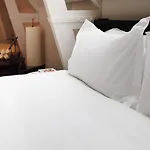 Отель Pillows Grand Boutique Maurits At The Park - Small Luxury
